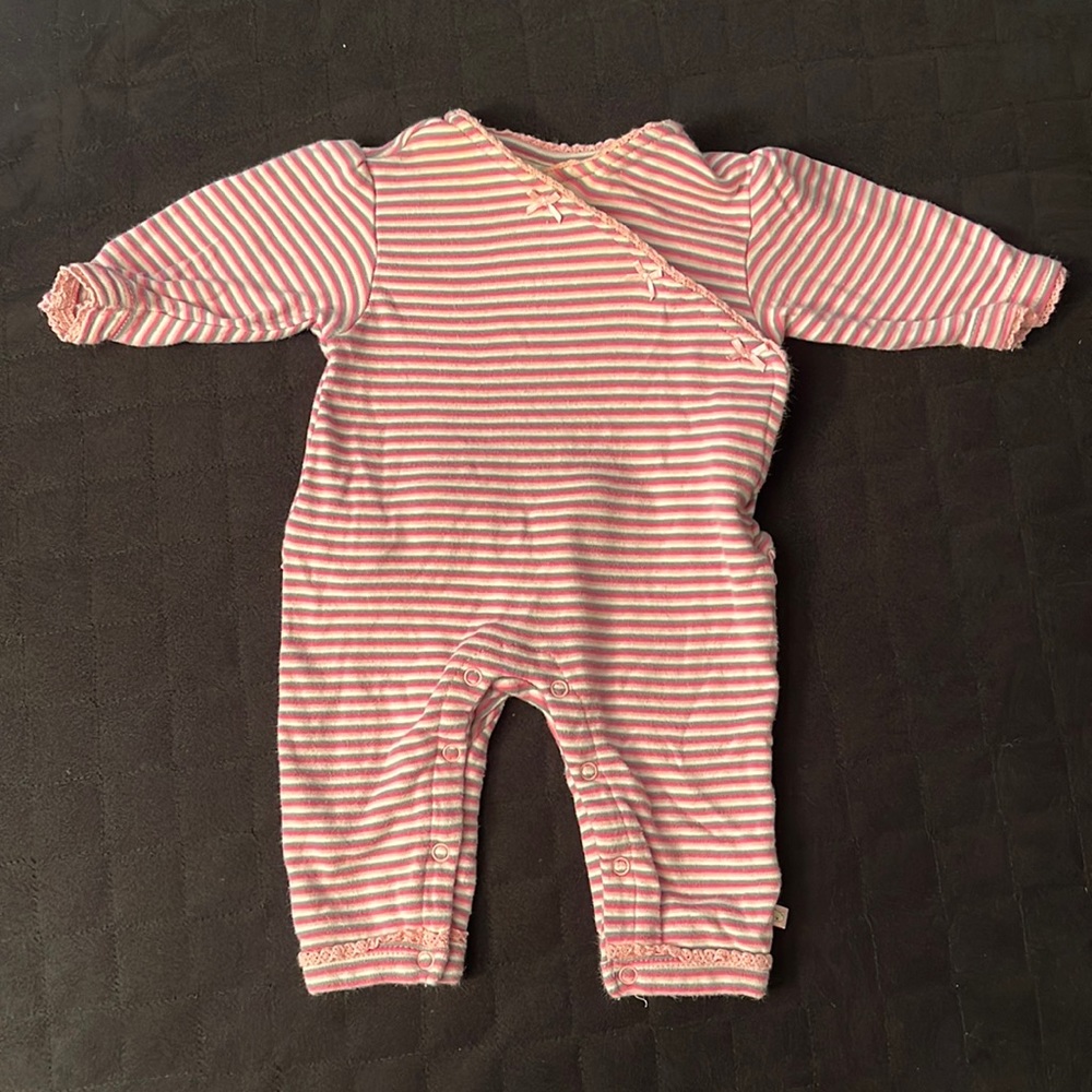 The Children Place Striped Outfit. Size. 0-3 months.
